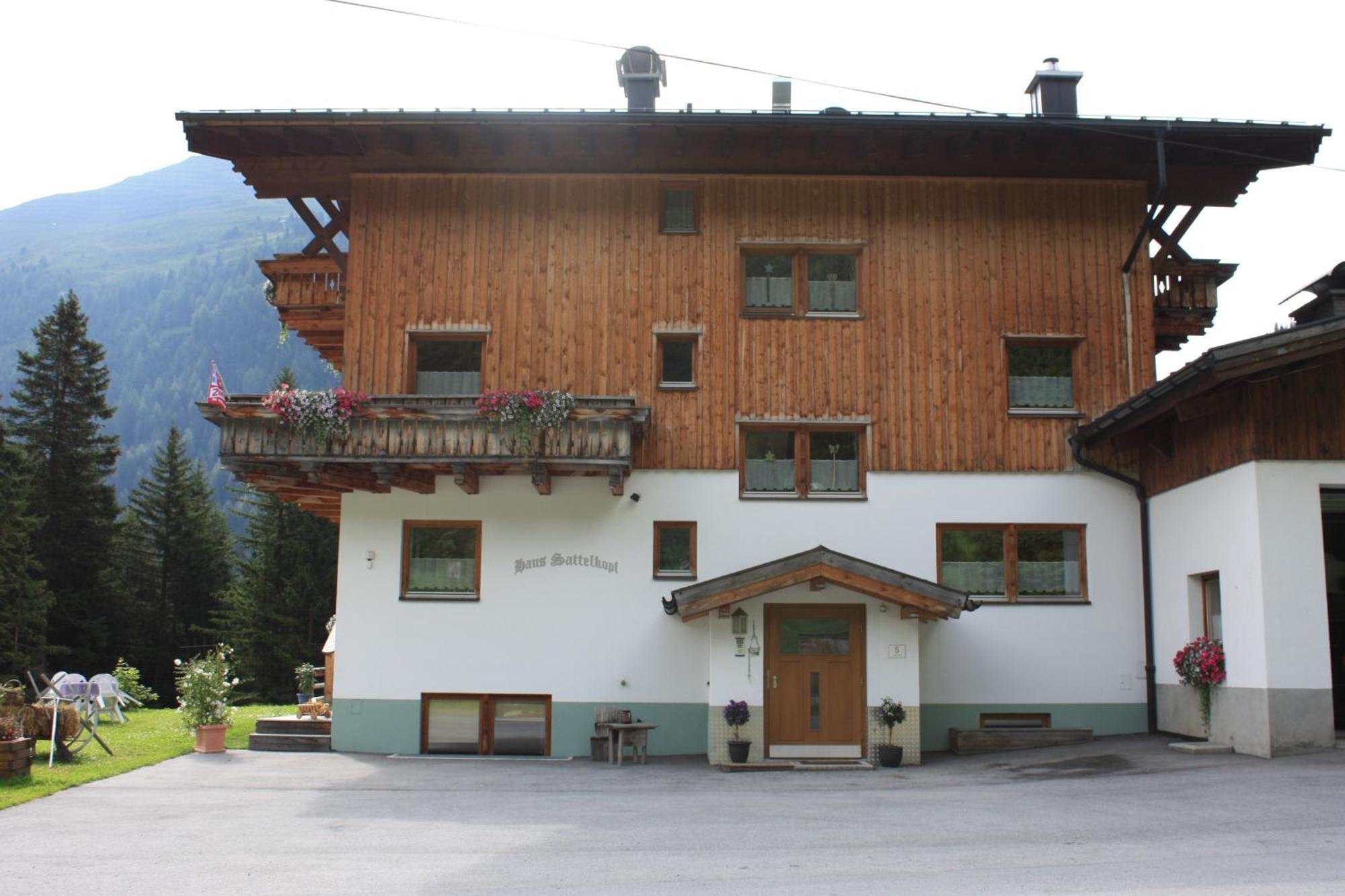 Gasthof Haus Sattelkopf