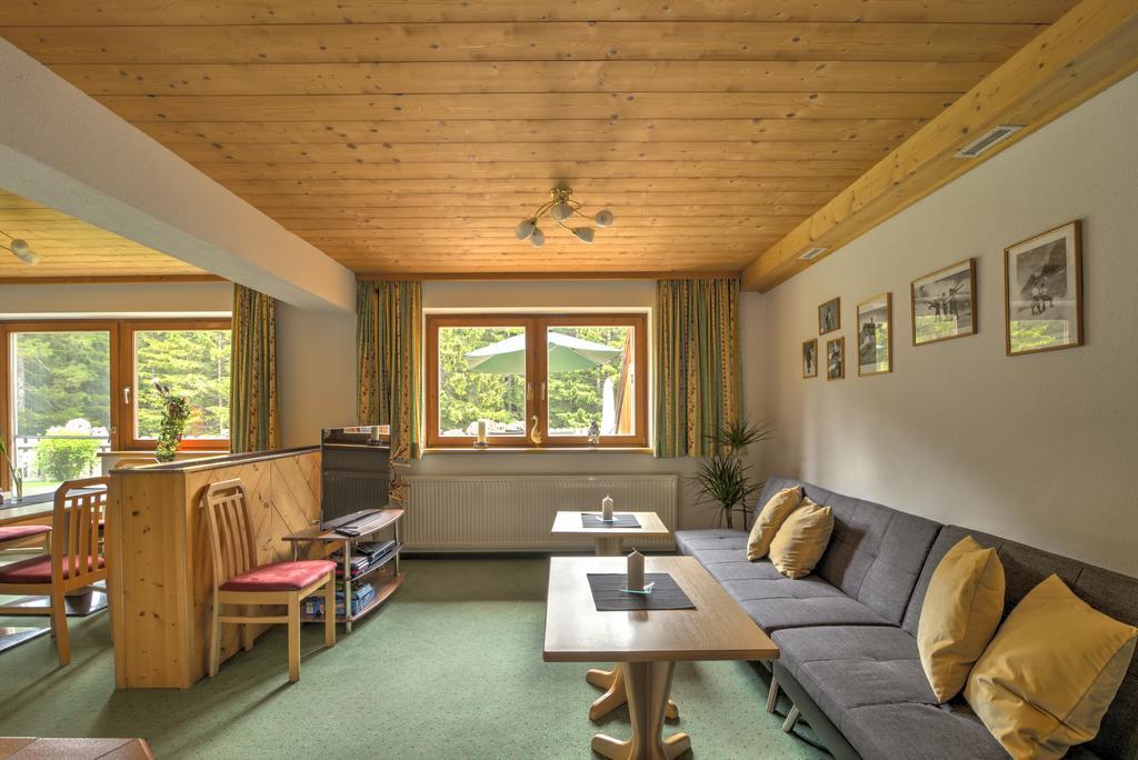 Haus Sattelkopf Gasthof St. Anton am Arlberg